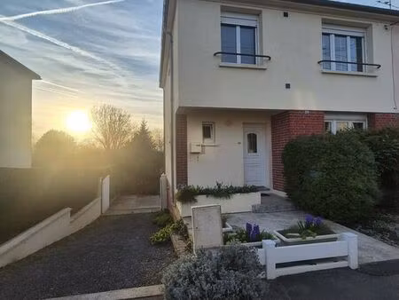 maison 4 pièces 80 m²