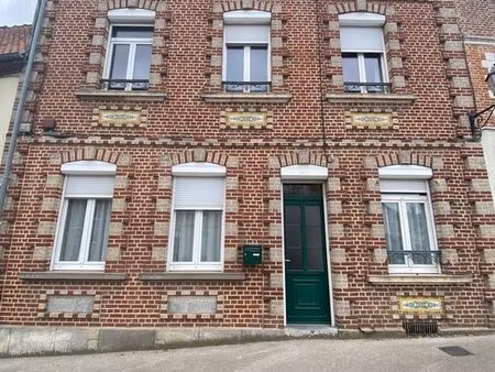maison 5 pièces 195 m²