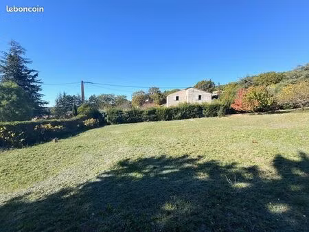 terrain 520 m² la bastide des jourdans