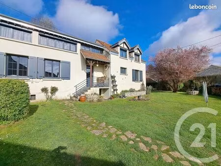 maison 6 pièces 143 m²