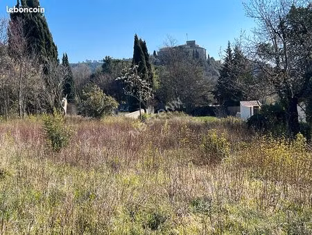 terrain 876 m² ansouis