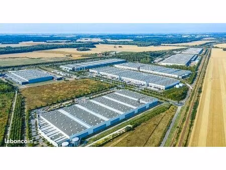 local industriel 12 152 m²