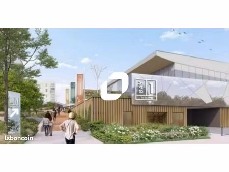 local commercial 90 m²