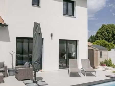 maison 4 pièces 95 m²