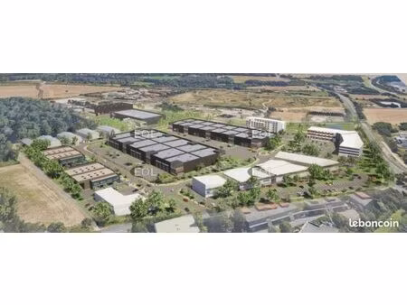 local bureaux 1 816 m²