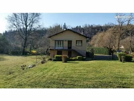 propriété 4 pièces 110 m²