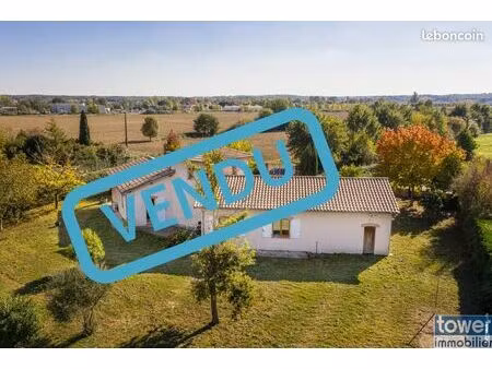 villa 5 pièces 125 m²