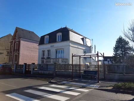 appartement t2 dans villa typique avec terrasse