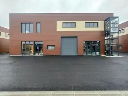 bureaux 360 m² boos