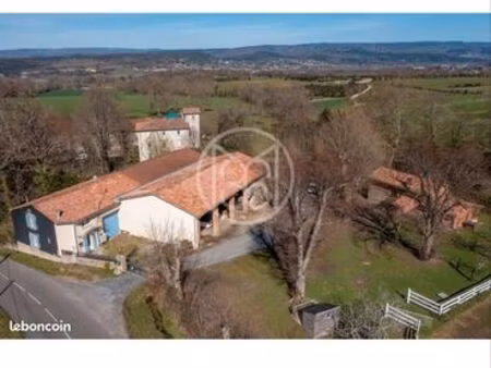 grande propriété ferme