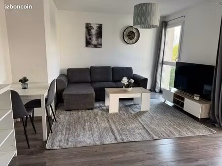 loue 2 pièces montevrain meublé