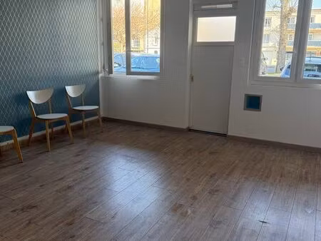 cabinet - local - bureau proche plage