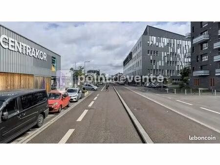 local commercial 405 m²