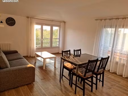 appartement t2 meublé rénové + parking. 43 m² lumineux  6 min à pied du rer a - environnem
