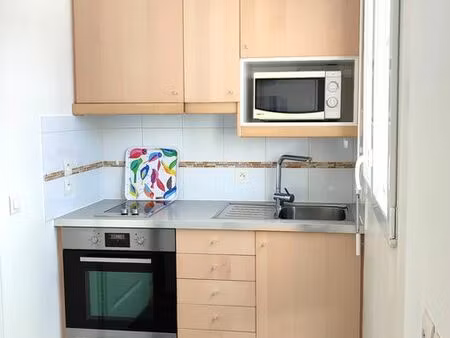 studio meublé + cave + parking en sous-sol