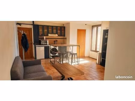 [f2/f3] appartement meublé lumineux avec bureau – hyper centre – 30 min de paris