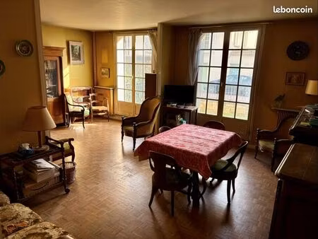 appartement f4 versailles notre dame 83m² avec jardin et place de garage