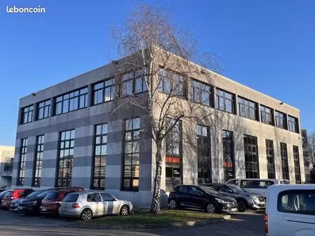 bureaux 165 m²