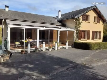 maison 5 pièces 125 m² + 1 hangar de 90 m²