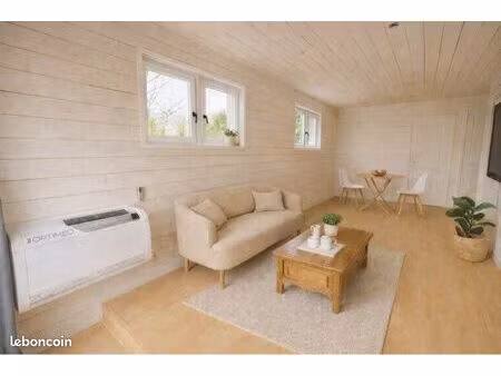 belle petite maison à la campagne