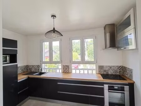 a louer - maison de ville 70 m2 - 3 pièces