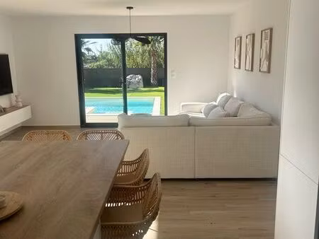location villa neuve avec piscine 3 chambres