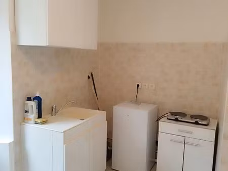 appartement f1 bord de seine calme