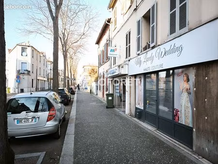 local commercial 54 m² mantes la jolie