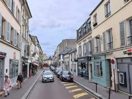 local commercial 100 m²