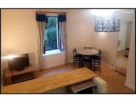 f2 dans domaine privé . 10mn de rambouillet