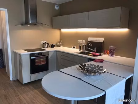 t2 50m² centre st-genis-pouilly – garage & cave – proche cern