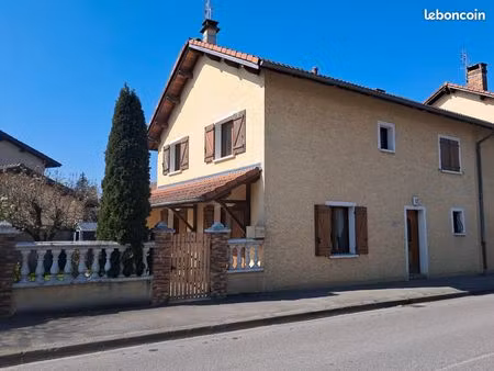 maison villars-les-dombes centre t5 115 m2 avec jardin + garage