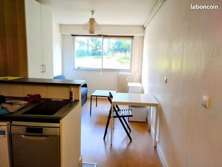 studio dans cadre verdoyant à bailly