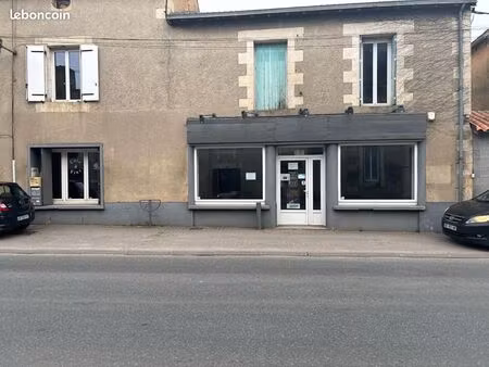 local commercial 132 m²