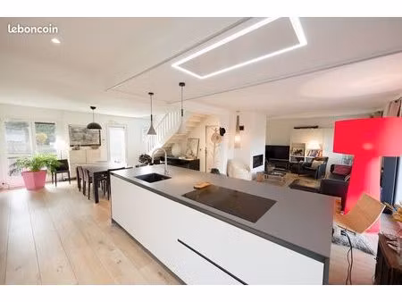 maison 5 pièces 117m2 – cernay-la-ville – résidence privée avec piscine & tennis