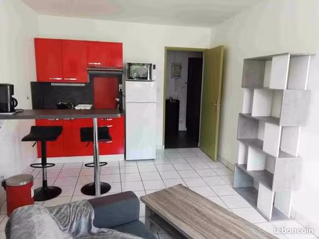 appartement t2 meublé  poitiers centre-ville