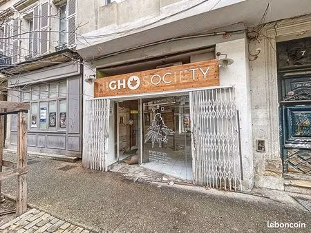 local commercial 28 m² avignon