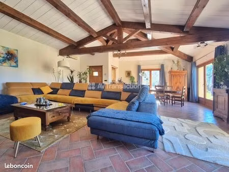 maison 6 pièces 192 m²