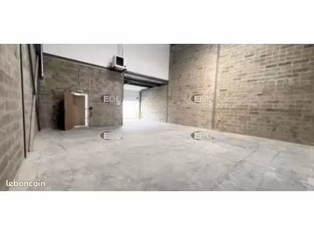 local d'activité 177 m²