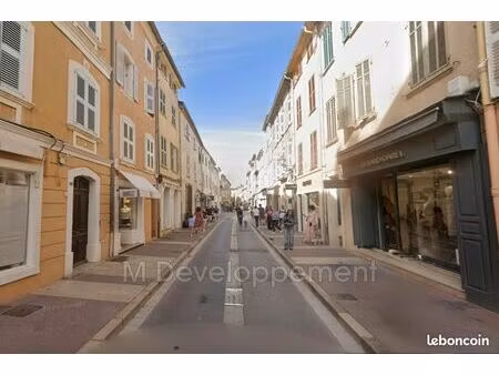 local commercial 10 m² saint-tropez