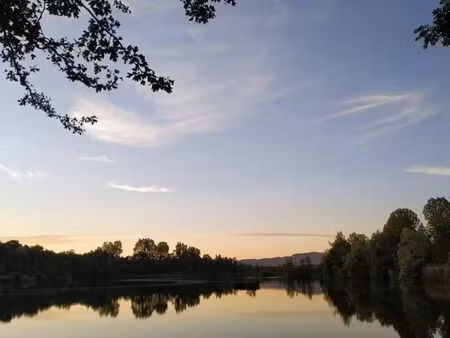 maison unique bord de l'eau en deux logements cadre exceptionnelc