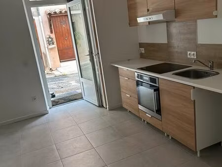 studio a louer à gonfaron