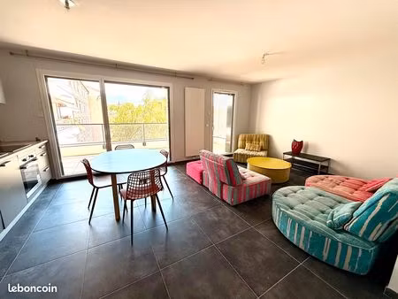 appartement 69 m2 2 chambres grand salon centre thonon 1 parking privé 2 balcons