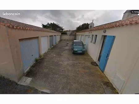 garage hors copropriété-saint gilles croix de vie