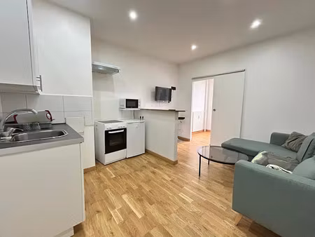 location meublée appartement 1 pièce 30.2 m² à les lilas (93260)  920 €