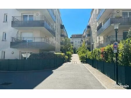 a louer appartement 4 pièces avec terrasse