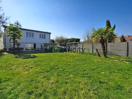 maison 6 pièces - 165 m²