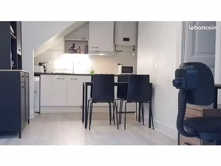 tres beau f2 de 38 m2  tout équipé et meublé avec parking