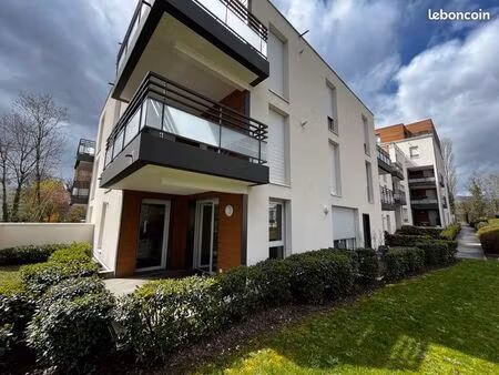 t2 ferney voltaire 44m2