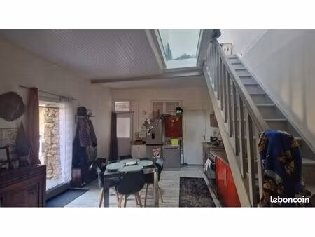 à louer appartement  f4